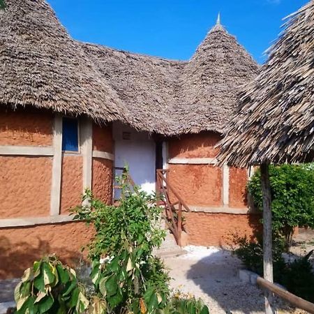 Marashi Villa Нунгві Екстер'єр фото