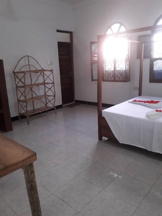 Marashi Villa Нунгві Екстер'єр фото