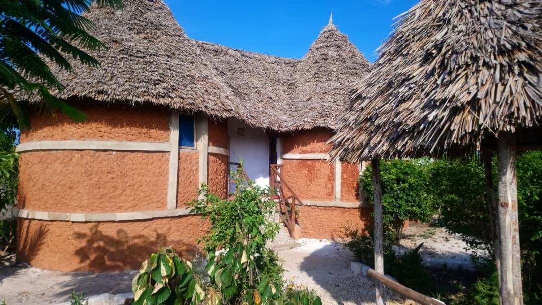Marashi Villa Нунгві Екстер'єр фото